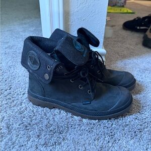 Palladium baggy pampa high waterproof combat boots leather sz 8